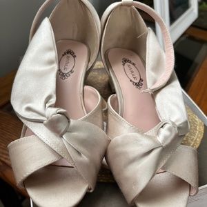 Joyfolie Ivory Aime shoe